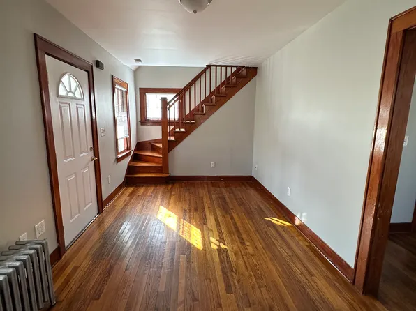 236 Foxon Rd #A, New Haven, CT 06513