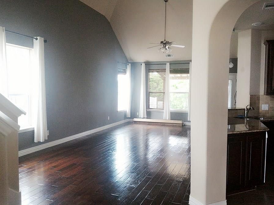 1st image of 8925 Haas Dr