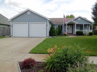 1706 Eaglecrest Ave, Salina, KS 67401