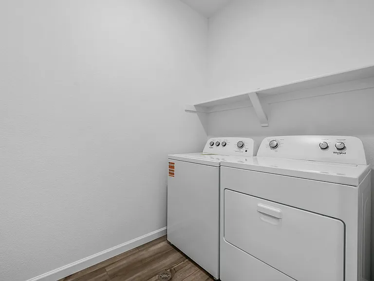 6817 Huddersfield Ln — Photo 14