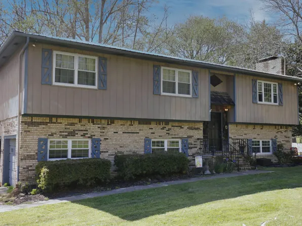 1051 Angel Dr, Jacksonville, AL 36265
