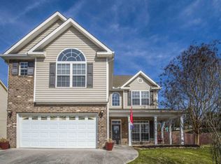 6301 Ridgewalk Ln, Knoxville, TN 37931