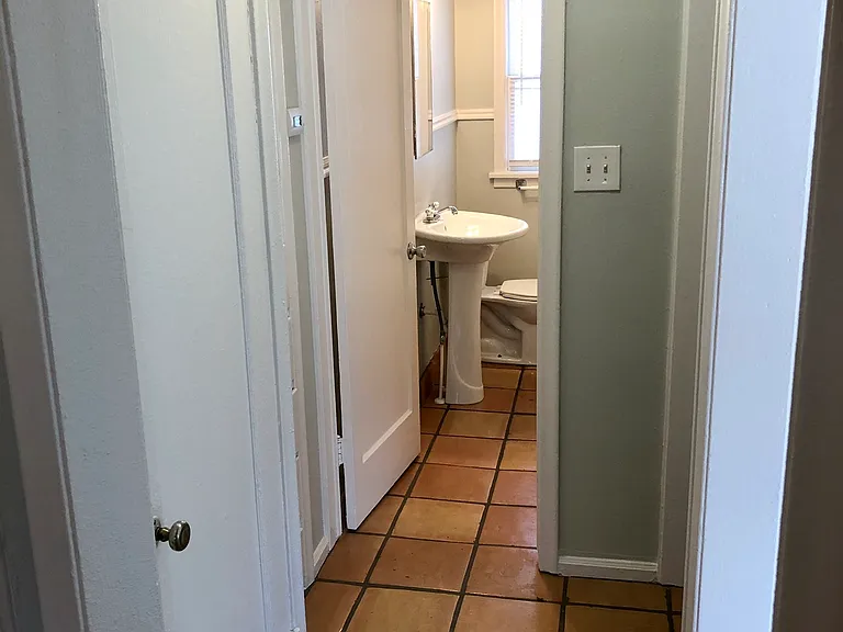 271 E 5th Ave #271 — Photo 4
