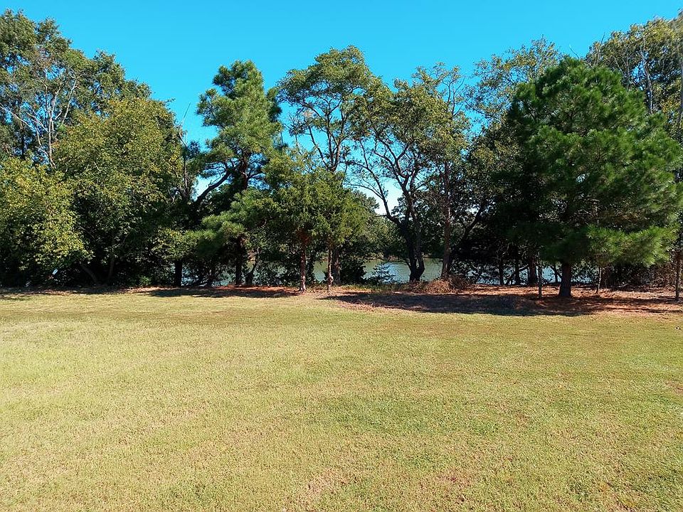 2nd image of 0 Twin Cove Ln