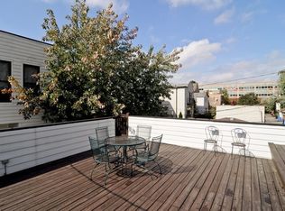 1435 N Oakley Blvd, Chicago, IL 60622