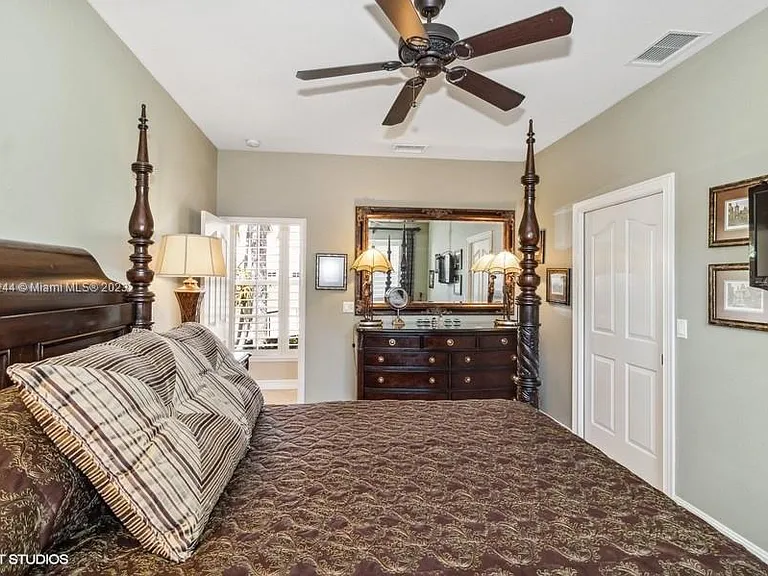 1524 Columbian Dr — Photo 37
