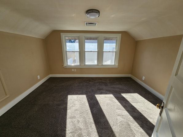 722 N Front St Floor 2