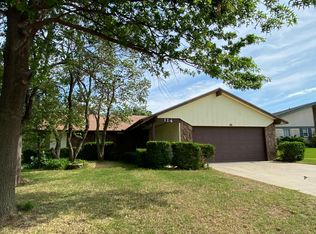 114 Seminole Ln, Yukon, OK 73099