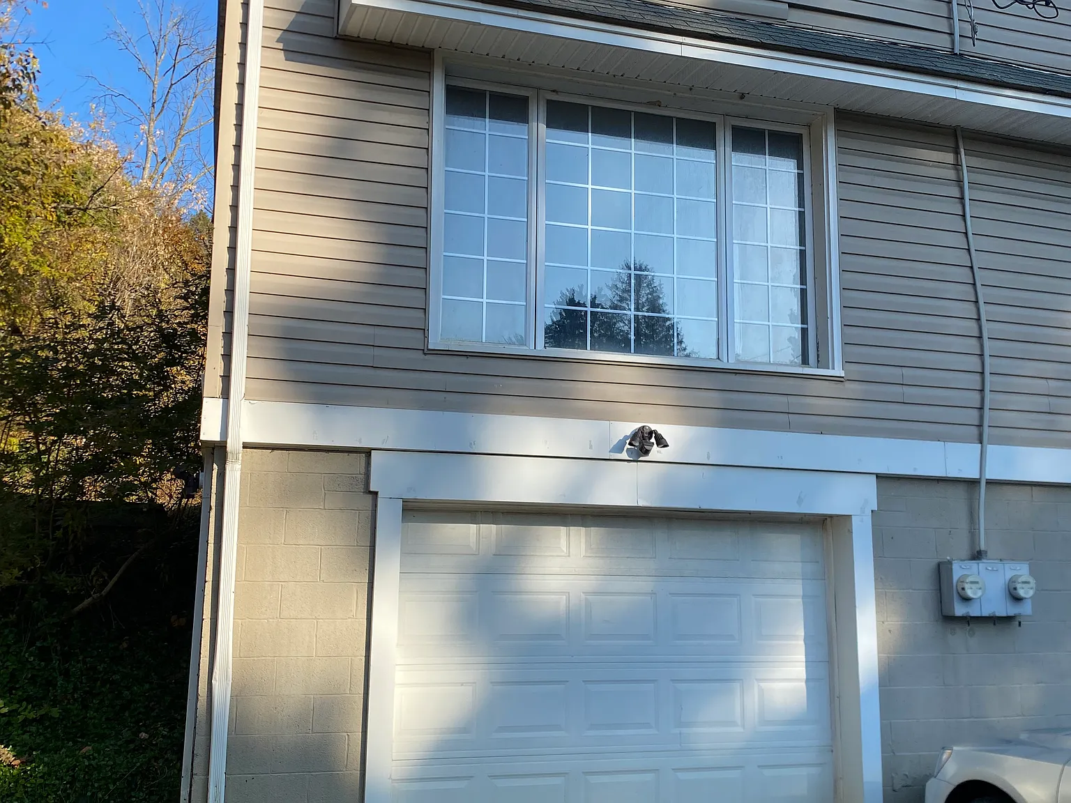3 bed, $1,700 — Photo 1