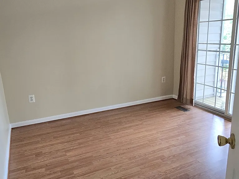 1605 Potomac Greens Dr #A — Photo 13