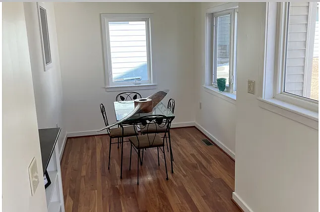 2942 Stevens St — Photo 9