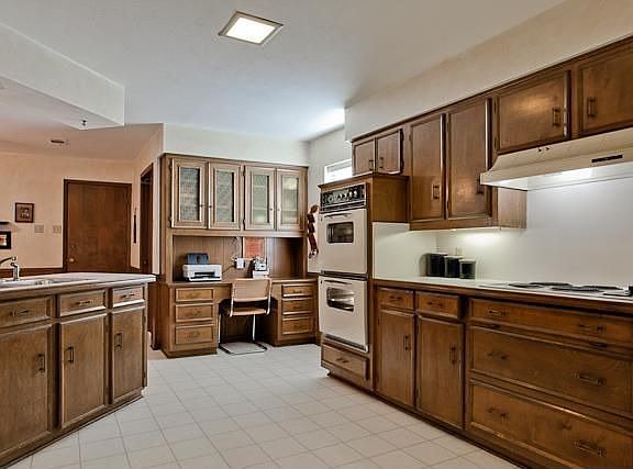5th image of 6822 Saint Anne St