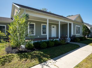 53 Main St, Poestenkill, NY 12140