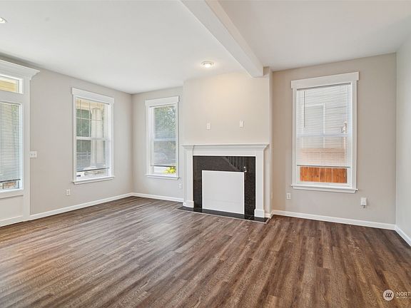 3rd image of 9411 134th St E