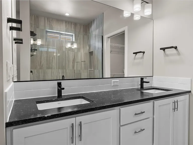 1452 W Moselle Dr — Photo 11