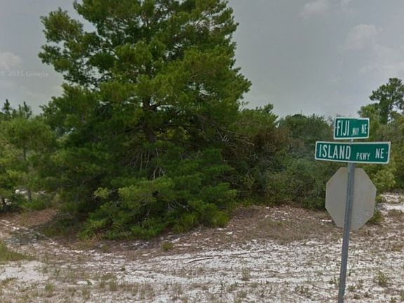 5th image of 200 Fiji Way NE