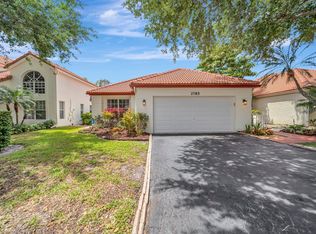 2785 Oak Grove Rd, Davie, FL 33328