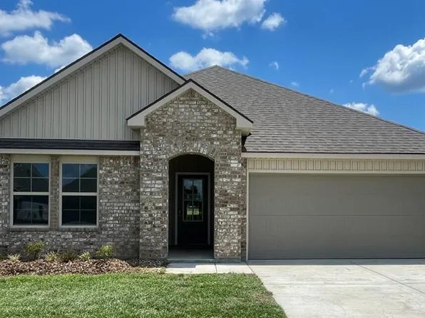120 Lake Ridge Dr, Broussard, LA 70518