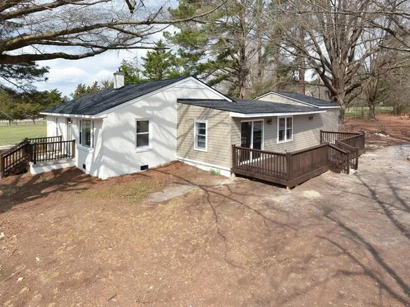 2105 Newton Dairy Rd, Henderson, NC 27537