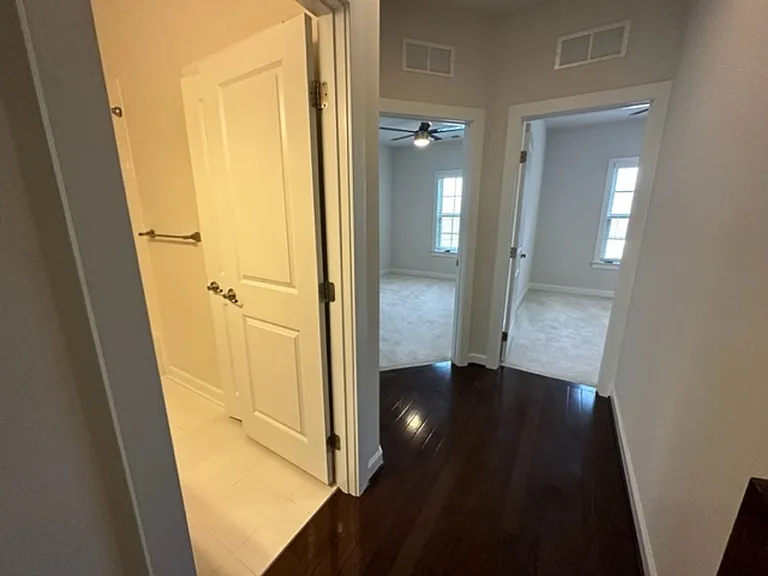 7313 Taylors Hill Ln — Photo 23