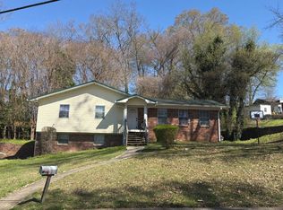 102 Merrywood Cir, Birmingham, AL 35214