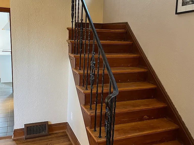 7812 Cornell Ave — Photo 5