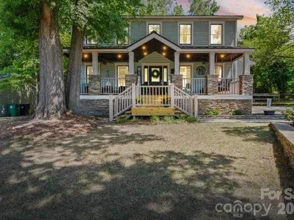 19424 Heartland St, Cornelius, NC 28031