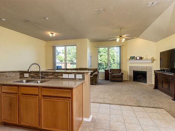 4th image of 8165 Keechi Creek Ct