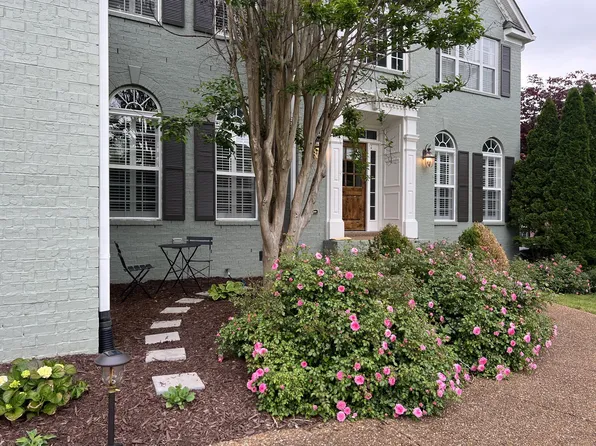 327 Stillcreek Dr, Franklin, TN 37064