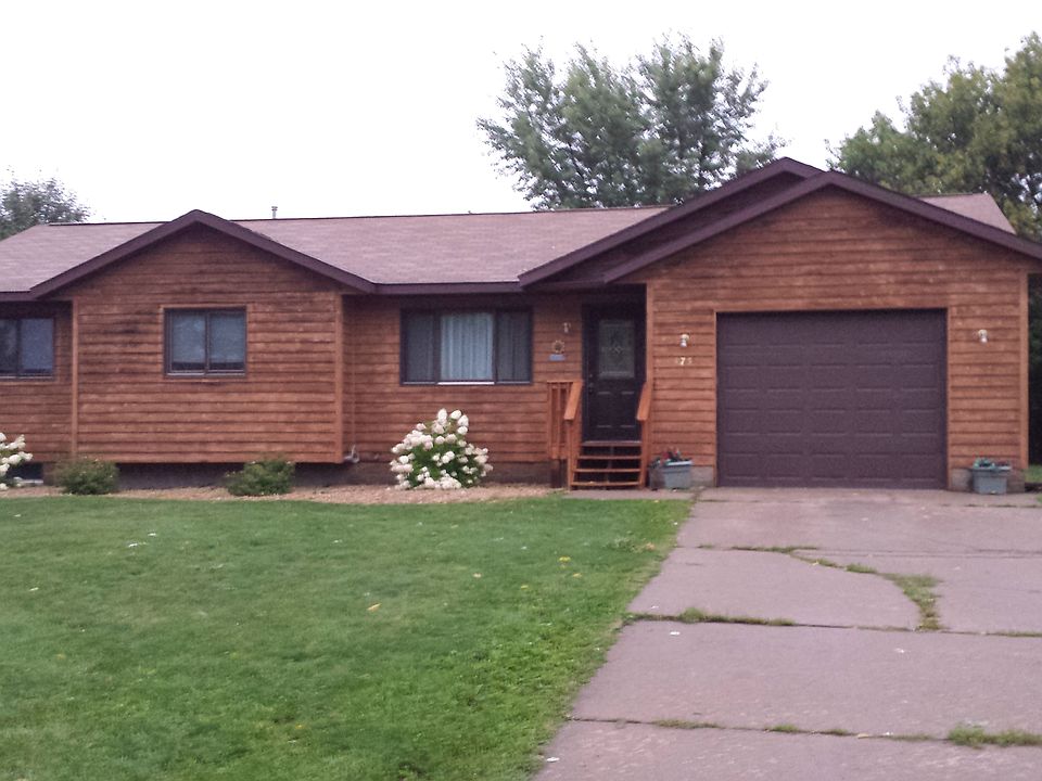 1st image of 475 8th Ave NE