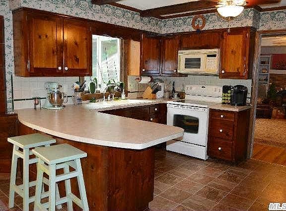 3rd image of 6 Wildbriar Ct