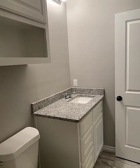 509 E Pruitt St — Photo 14