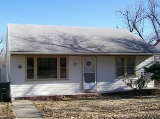 310 S Iowa St, Riley, KS 66531