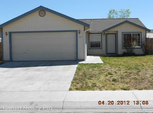 329 Wildrose Dr, Fernley, NV
