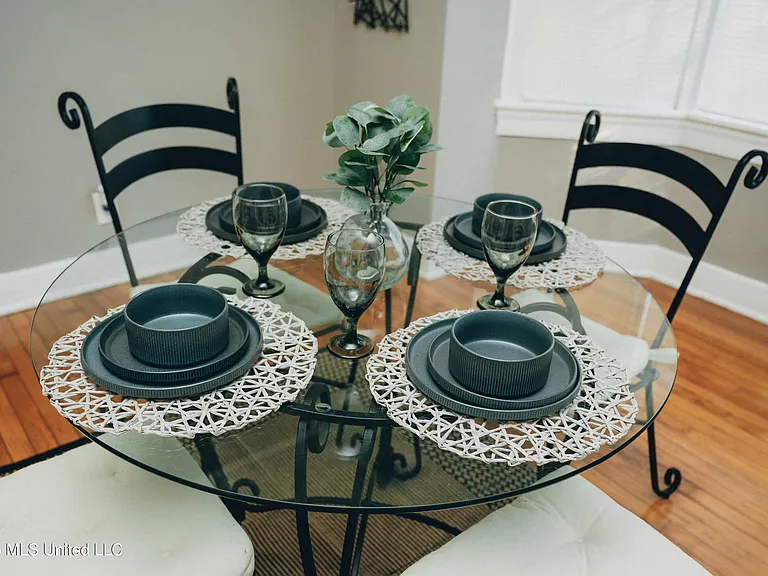 4091 Pine Hill Dr — Photo 6