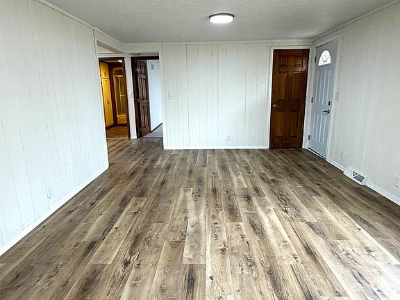 5th image of 8051 N Cardinal Rd