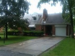 231 W Nottingham Rd, Dayton, OH 45405