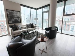 630 W Washington Blvd #2512, Chicago, IL 60661
