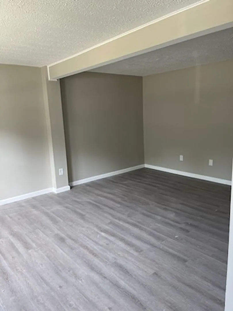 3422 Belfry LN — Photo 3