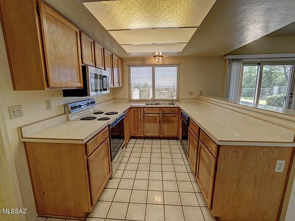 4th image of 4670 N Paseo De Los Cerritos