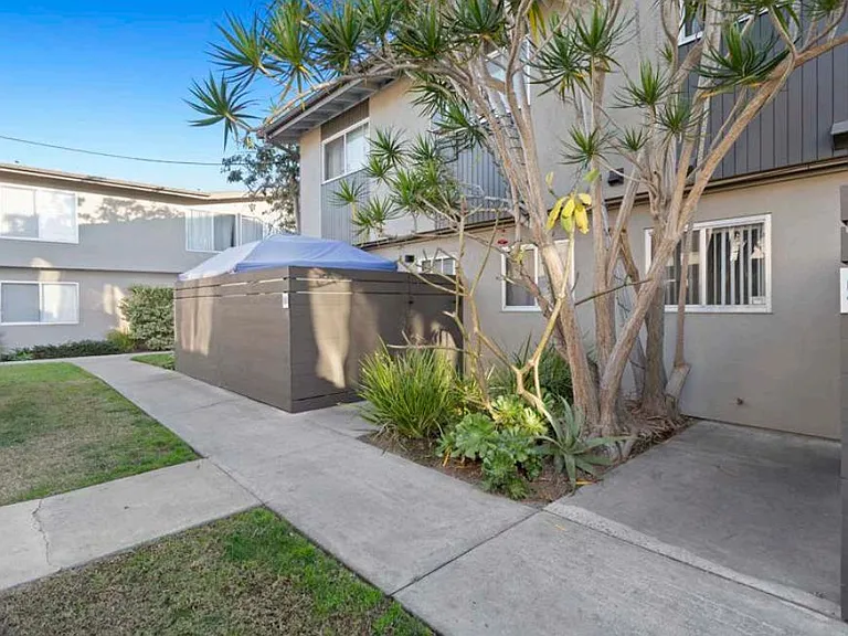Pacific Villas — Photo 13