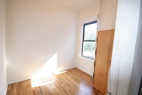 Rented by MNS | media 22