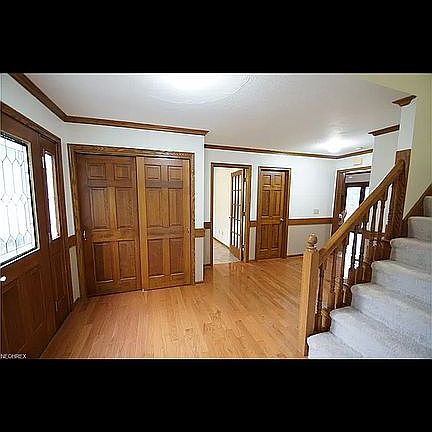3rd image of 6385 Oakbridge Ave NW