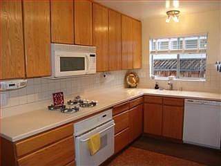 5th image of 1199 Lynn Way