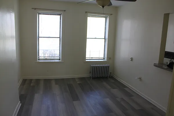 Rented by Urban Management & Development Inc | media 9