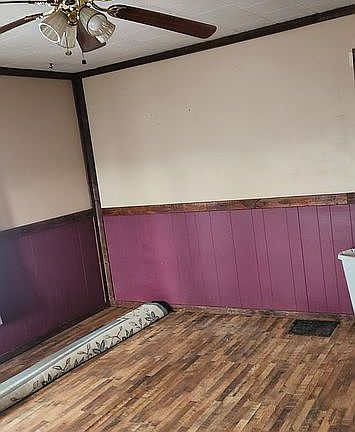 5th image of 208 Pine Dewey Avenue St