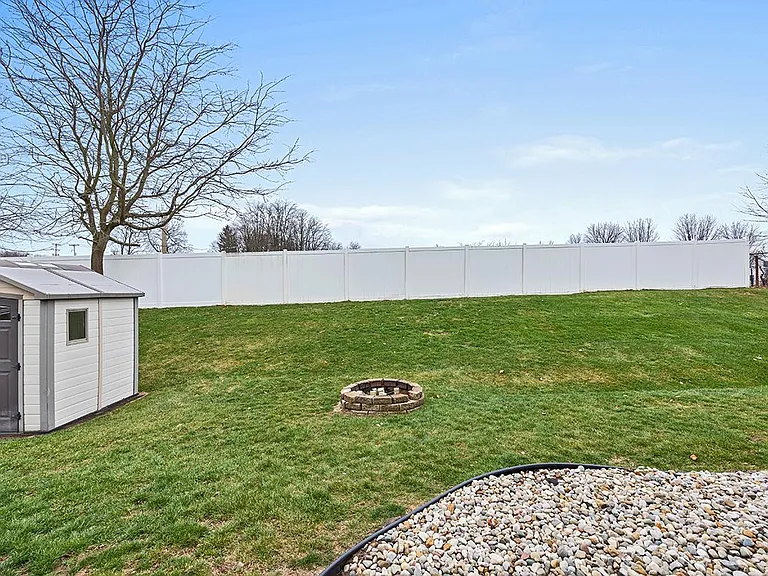 316 Edgewood Dr — Photo 25