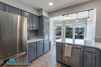 2nd image of 106 Elmwood Cir #1