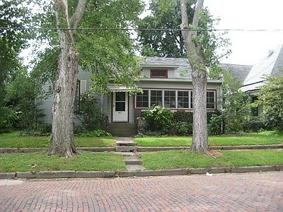 1st image of 411 North St