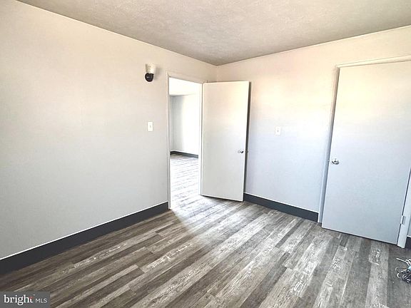 5th image of 130 White Oak Rd